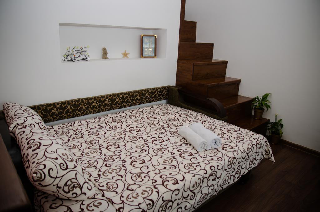 Babylon Apartment On Bukovinskaya Street Rivne Exterior foto